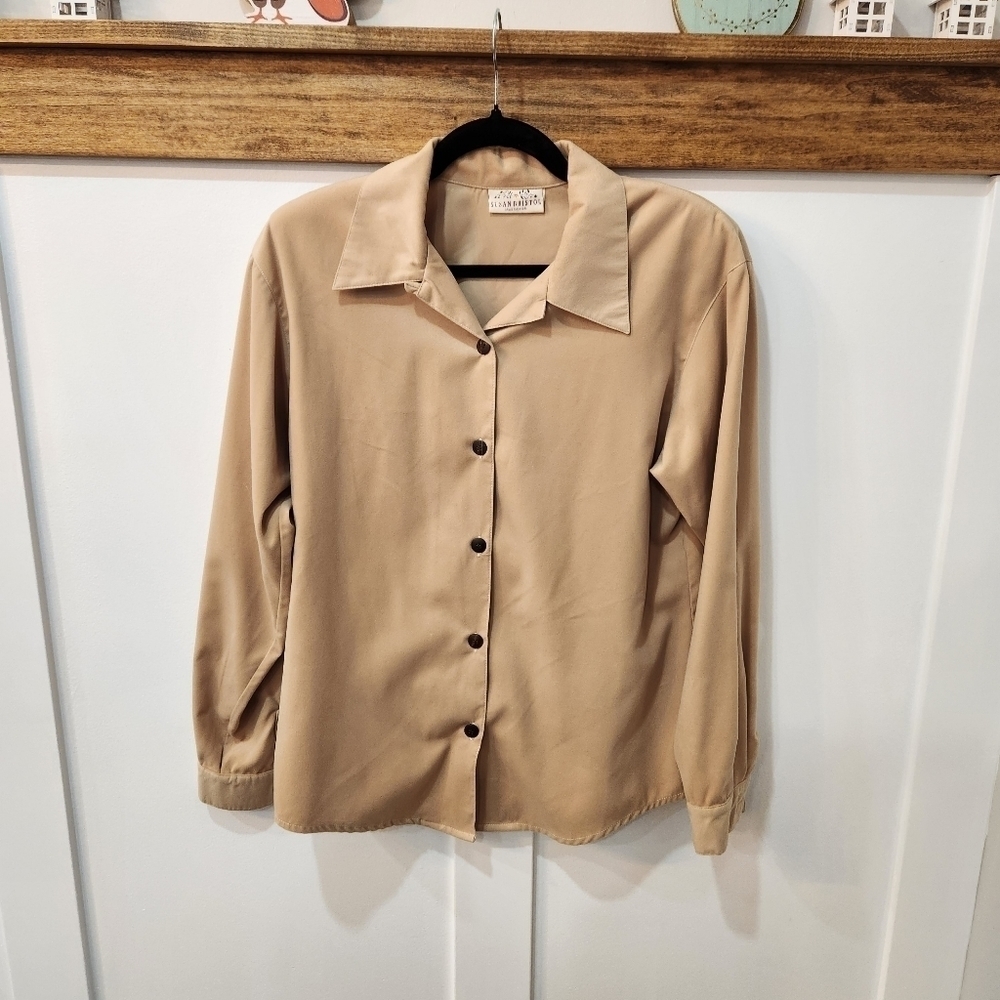 Vintage Susan Bristol Button Down Long Sleeve Shirt Tan Size 6 Made in Canada